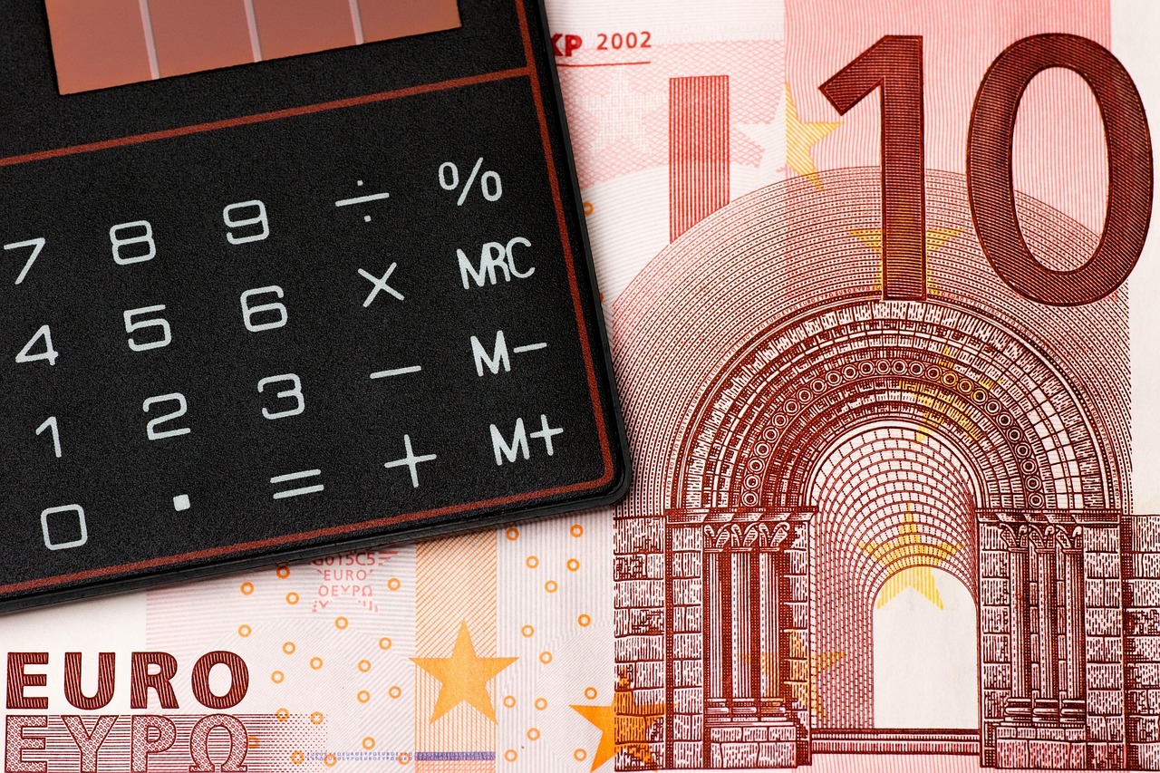 上海资本试点金融，钱在街头试水，我们普通人能捞到什么？